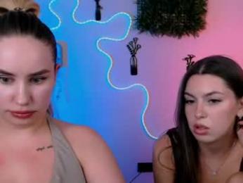 amalialowell webcam model stream image