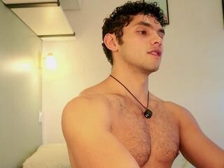 Thiago Leonn webcam model stream image