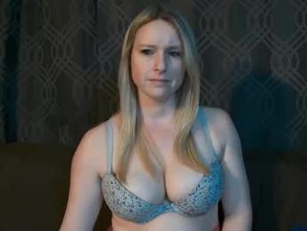 lovingsummer webcam model stream image