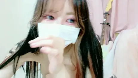 Megu-mimi webcam model stream image