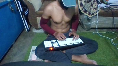 hugelittle29 webcam model stream image