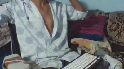 hugelittle29 webcam model stream image
