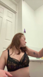 Chlomomilf webcam model stream image