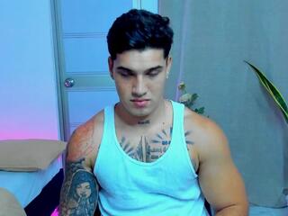 Niick Kollins webcam model stream image