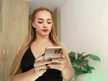 sophiehoney_ts webcam chaturbate model stream image