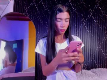 aria_millers_ webcam model stream image