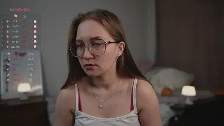 Miatiny webcam stripchat model stream image