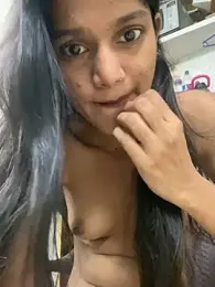 ToFabForYou webcam stripchat model stream image