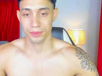 dominyck_ webcam model stream image