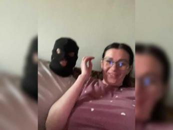 goldencouple webcam model stream image