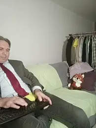 Saysomething3 webcam stripchat model stream image