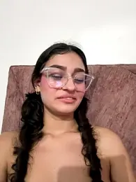 Ary-18 webcam model stream image