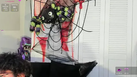 miilo_wolf webcam model stream image