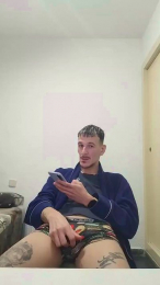 Elnene1995 webcam cam4 model stream image