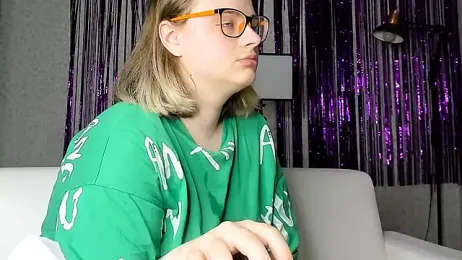 Seductive_She_Wolf webcam model stream image