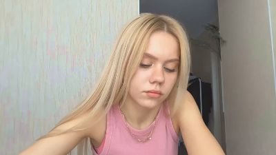 HaileyMillea webcam model stream image
