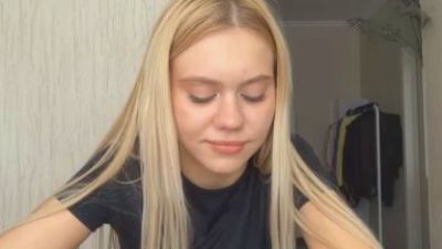 HaileyMillea webcam model stream image