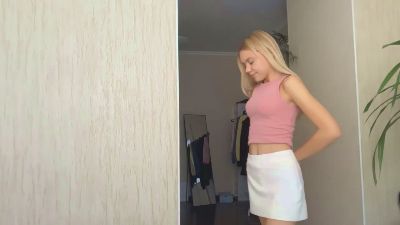 HaileyMillea webcam model stream image