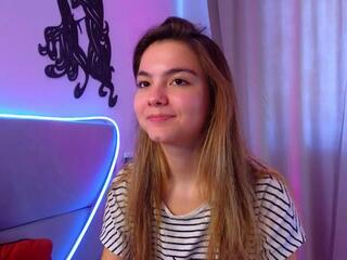 Margie Davidson webcam model stream image