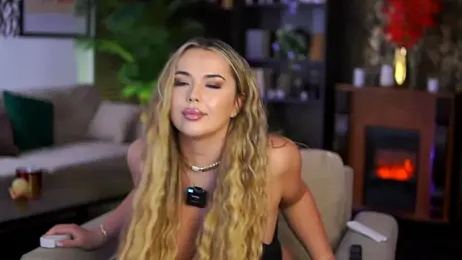 EvaSunderland webcam model stream image