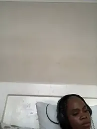 LuciousLips96 webcam model stream image