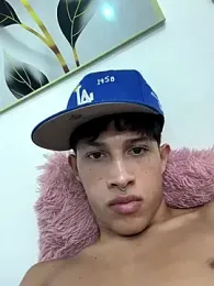 Adam_Loveee webcam model stream image