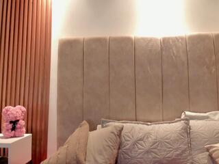 Samantha Palm webcam model stream image