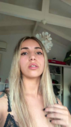 Lulu_lloberas webcam model stream image