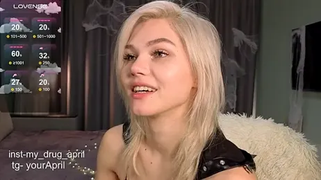 MyApril webcam model stream image