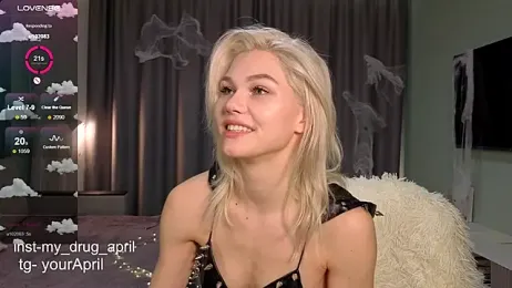 MyApril webcam model stream image