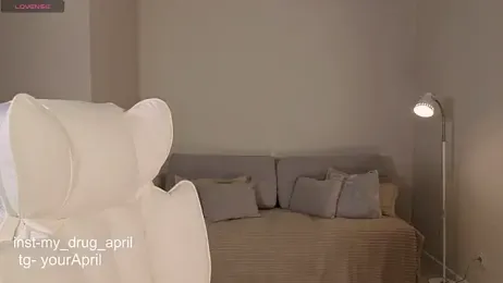 MyApril webcam model stream image