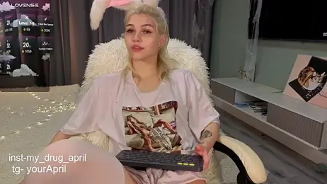 MyApril webcam stripchat model stream image