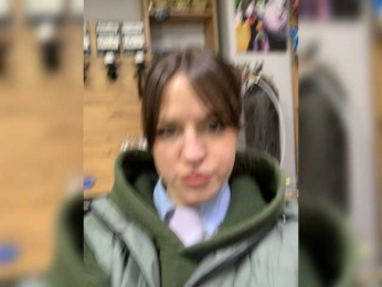 Yummypopka webcam model stream image