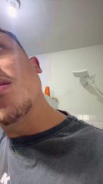 Morenoyboy webcam model stream image