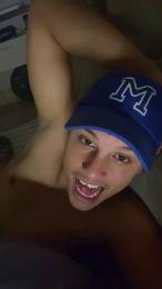 Morenoyboy webcam model stream image