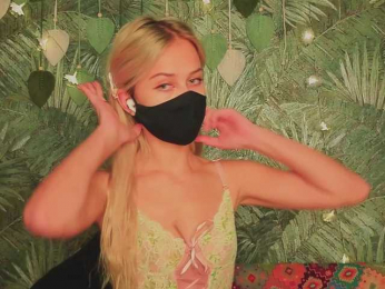 Meeeeow webcam model stream image