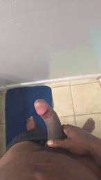 Masklady04 webcam model stream image