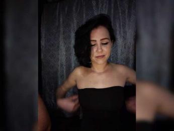 _-DiA-ViK-_ webcam bongacams model stream image