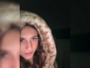 --Eva-22-- webcam model stream image