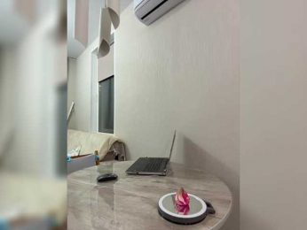 --Eva-22-- webcam model stream image