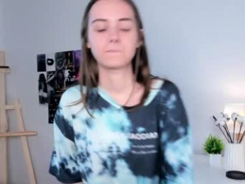 approche_toi_petite webcam model stream image