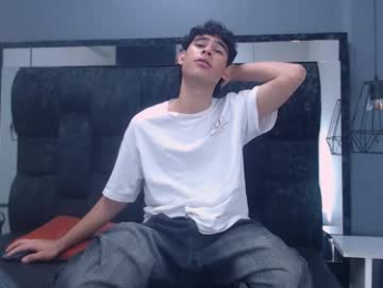 kevinbrooks_ webcam model stream image