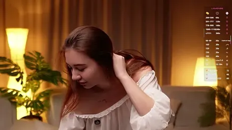 Luna_Foxy webcam model stream image