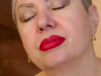 PoshLadyx webcam model stream image