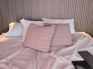 cloeharp webcam model stream image