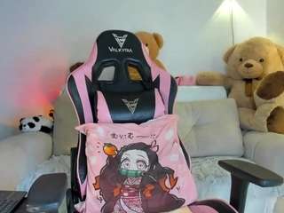 eva-lee18 webcam model stream image