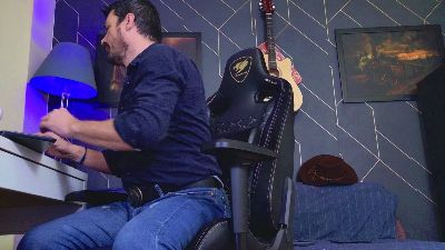 MrSunday webcam model stream image