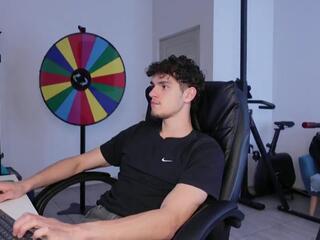 Brad Holloway webcam model stream image