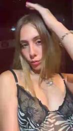 Denuu webcam cam4 model stream image