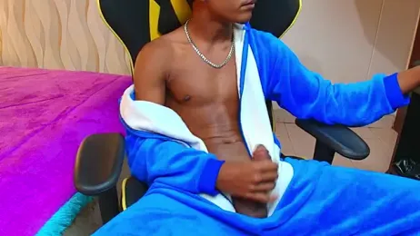 Boy_savoy webcam model stream image